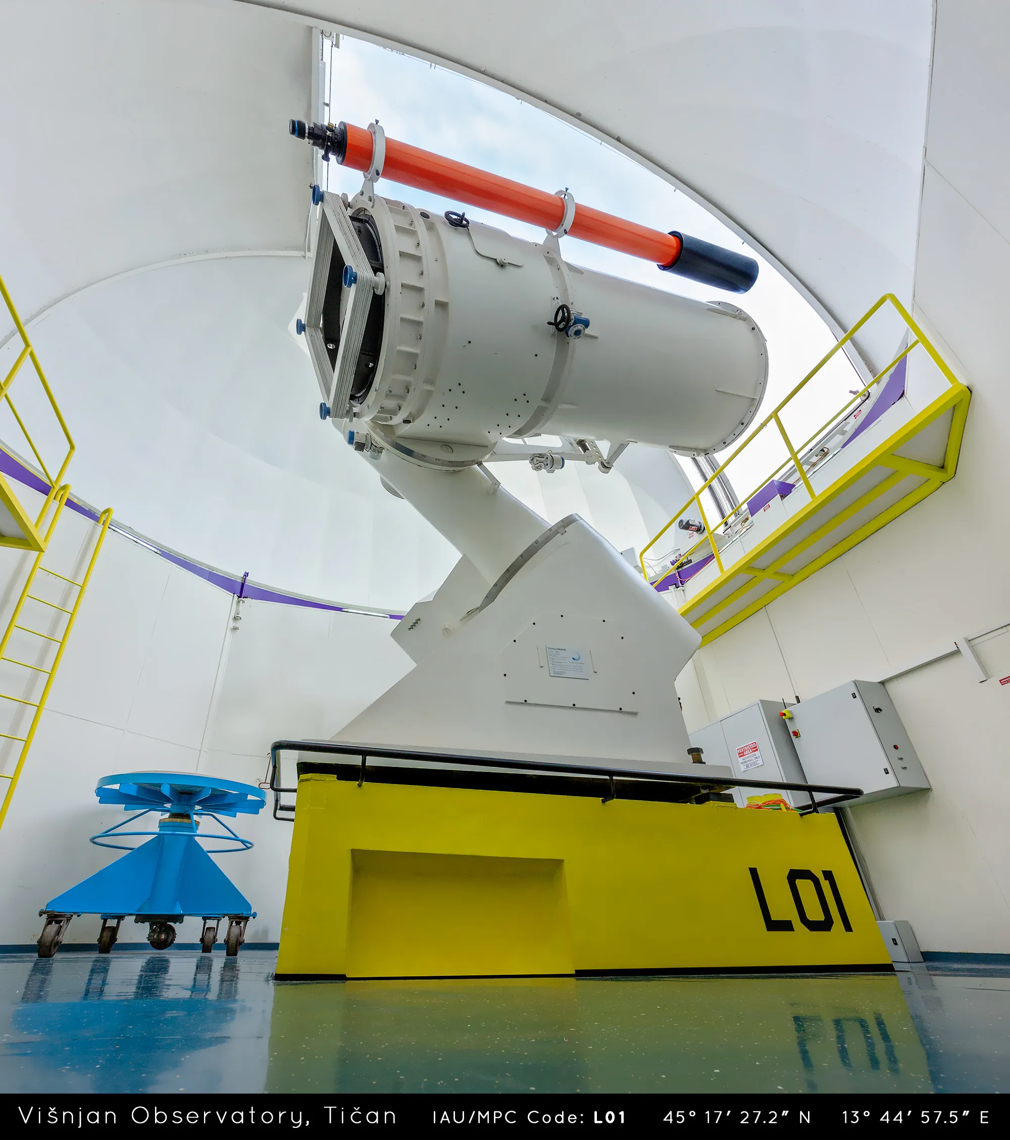 Tican telescope "L01" and its dome after a fresh paint job
